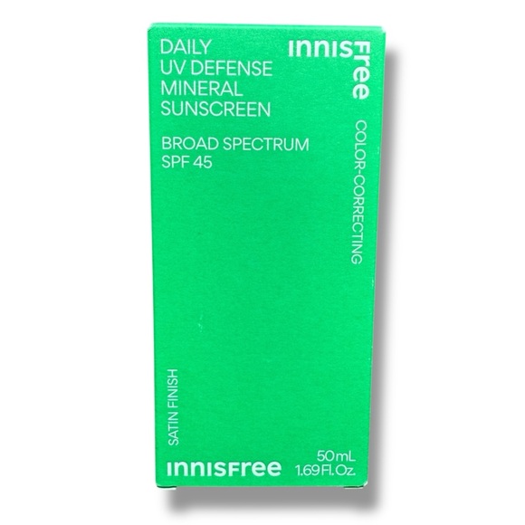 Innisfree Daily UV Defense Mineral Sunscreen SPF 45 - 1.69 Fl Oz - EXP: 3/26 - Picture 12 of 15